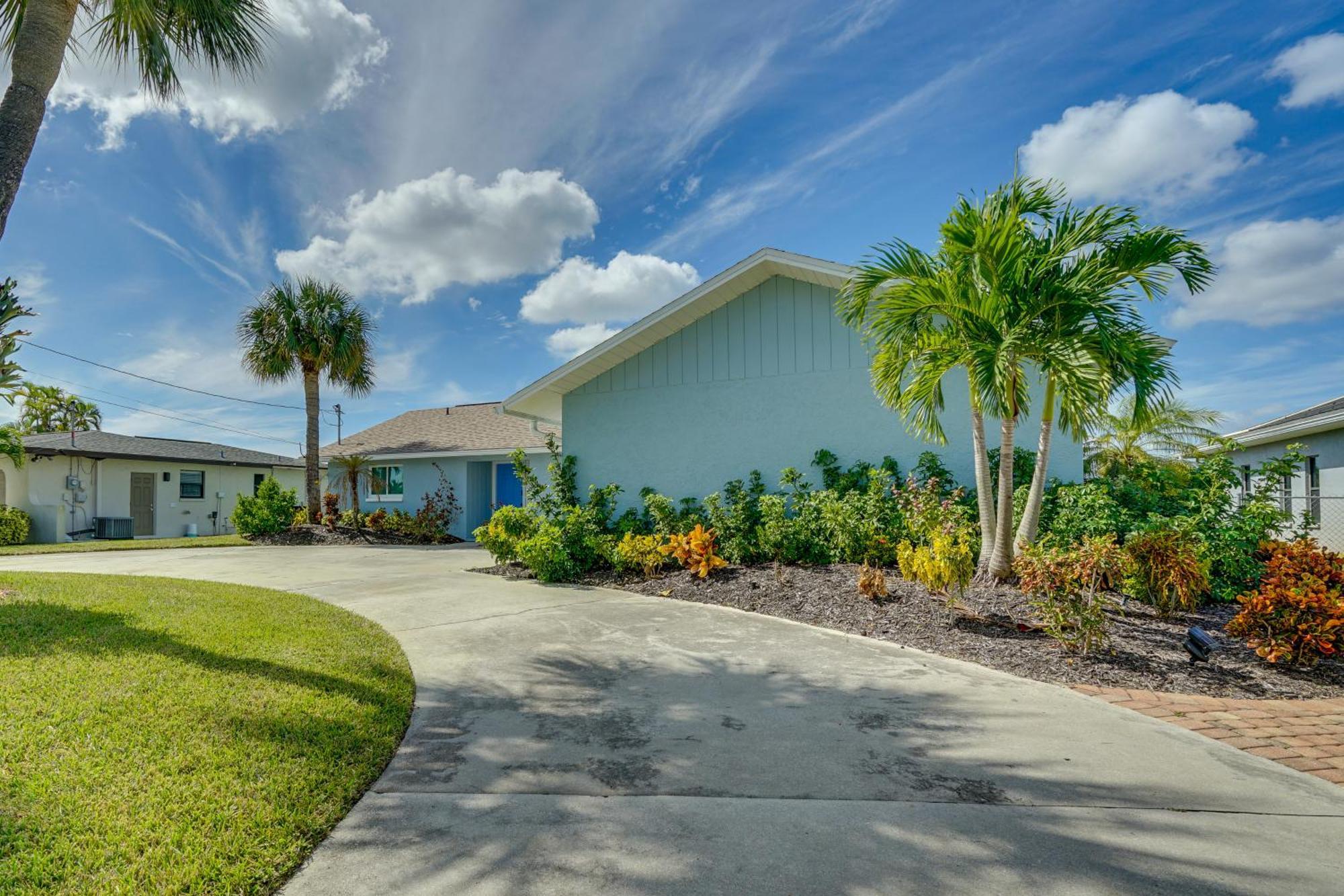 Beachy Cape Coral Home - Swim, Fish, Boat! 外观 照片